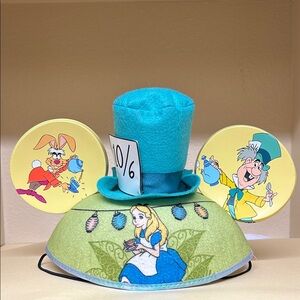Disney Alice in Wonderland Blue Green Hat Ears Mad Hatter Mickey Tea Cup  Party